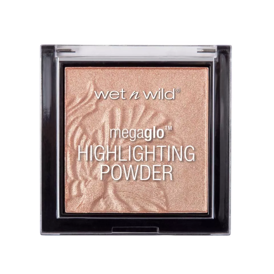 MEGAGLOHIGHLIGHTINGPOWDERPRECIOUSPETALS