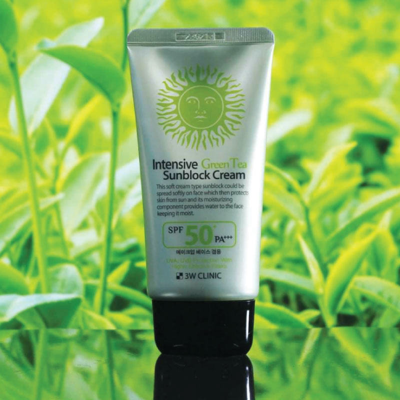 3W-Clinic-Intensive-Green-Tea-Sunblock-Cream-SPF-50PA-3